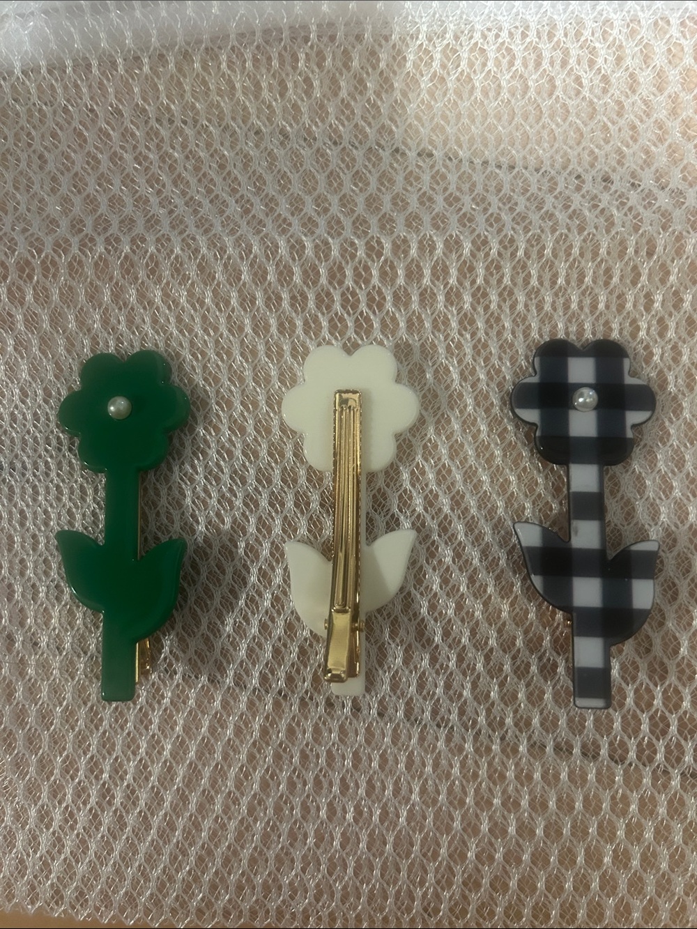 kate spade Flower Hair Clips in Green, Cream, Black Plaid - Picture 2 of 2